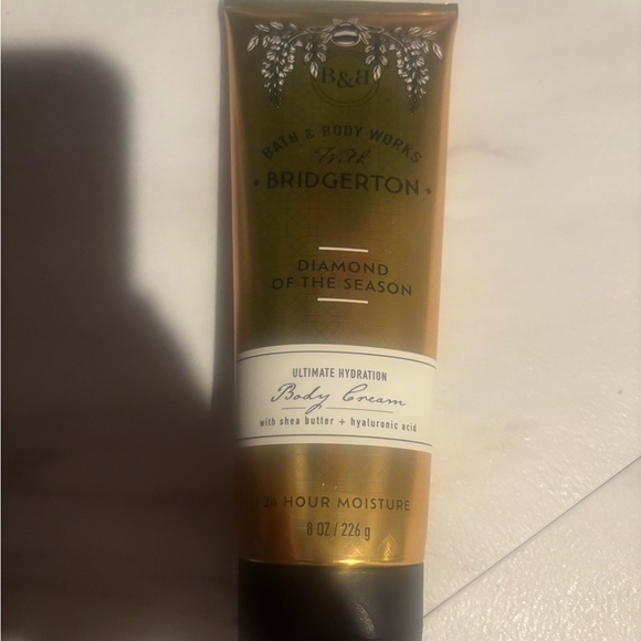 Bath & Body Works Gold and Black Body Cream - Picture 1 of 2